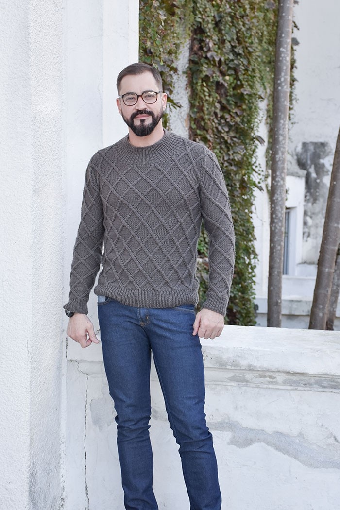 Aluminum Diamond Lattice Cable Knit Pullover Pattern