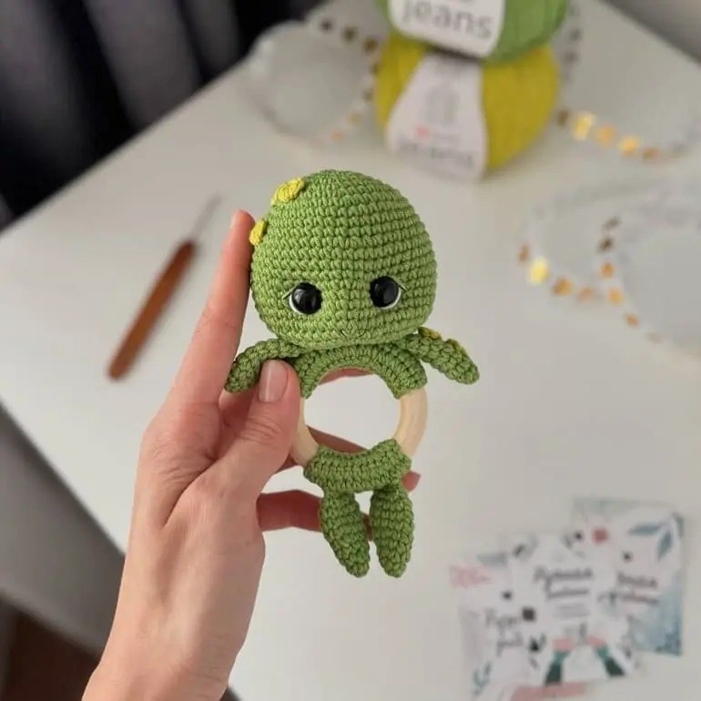 How to Crochet a Cute Turtle Rattle (Step-by-Step Amigurumi Guide)